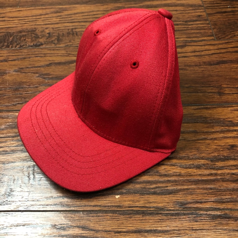 Red Hat Fitted - Picture 2 of 4